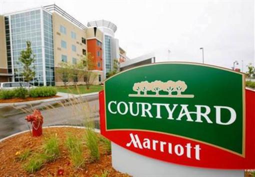 фото отеля Courtyard by Marriott Minneapolis Maple Grove/Arbor Lakes