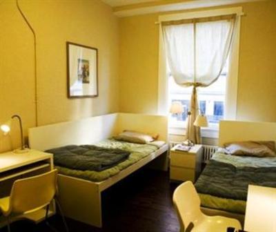 фото отеля Orange Village Hostel