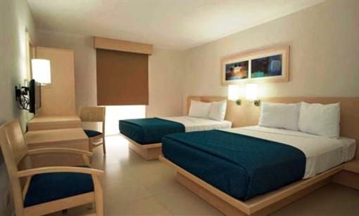 фото отеля City Express Chetumal