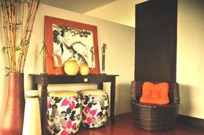 фото отеля The Fort Budget Hotel - Bonifacio Global City