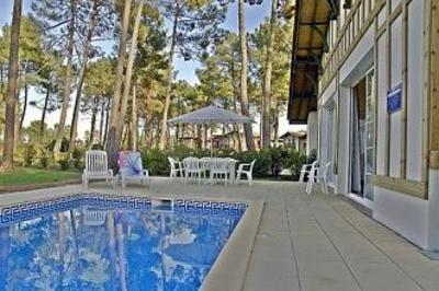 фото отеля Residence Les Greens Du Bassin Gujan-Mestras
