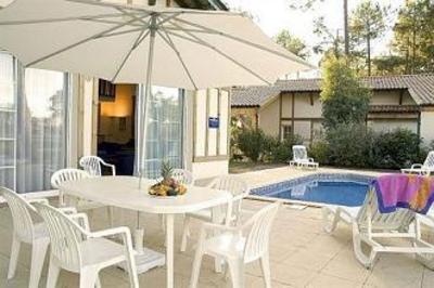 фото отеля Residence Les Greens Du Bassin Gujan-Mestras