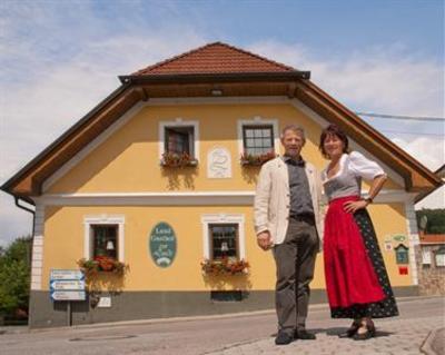 фото отеля Landgasthof zur Linde Hotel Brand-Laaben
