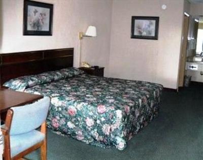 фото отеля Camilla Inn & Suites
