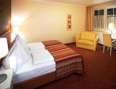 фото отеля Winzerhotel Voehringer