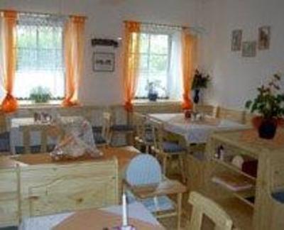 фото отеля Gasthaus Backhendlstation Pfandlstubn