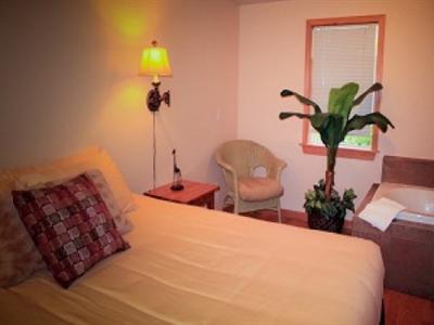 фото отеля Islander Inn Bigfork