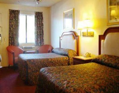 фото отеля Knights Inn Highland