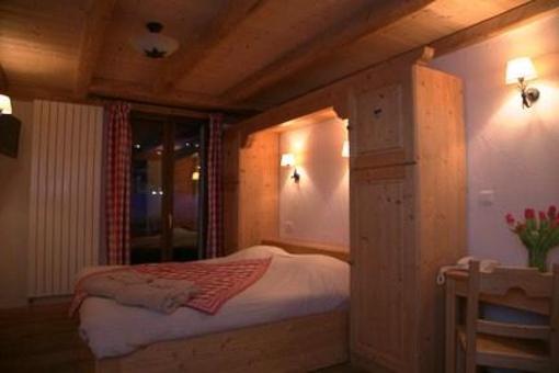 фото отеля Chalet Hotel Fleur des Neiges