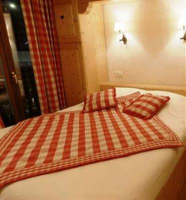 фото отеля Chalet Hotel Fleur des Neiges