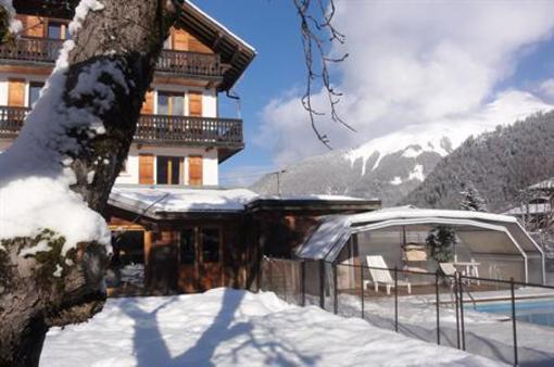 фото отеля Chalet Hotel Fleur des Neiges