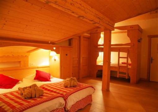 фото отеля Chalet Hotel Fleur des Neiges