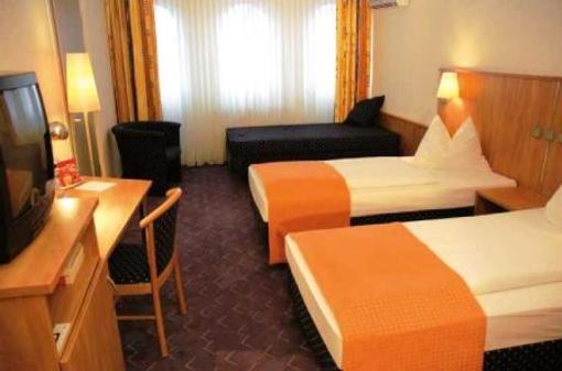 фото отеля Hotel Ysenburger Hof