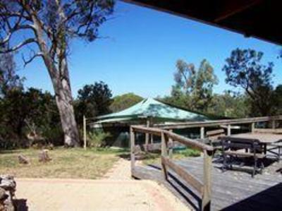 фото отеля Lakeside Lodge Baldivis Perth