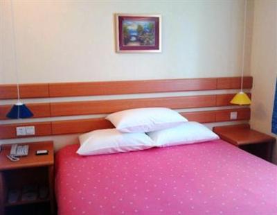 фото отеля Home Inn Jiujiang Xunyang Road