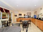 фото отеля BEST WESTERN Edgewater Inn