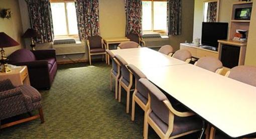 фото отеля AmericInn Ironwood