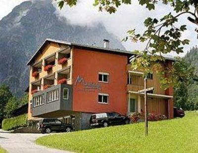фото отеля Hotel Garni Madrisa