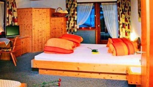 фото отеля Hotel Garni Madrisa