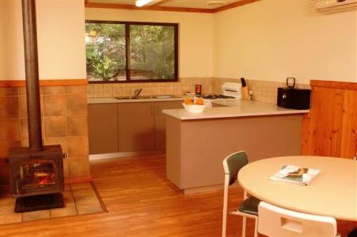 фото отеля Chalets Hotel Margaret River