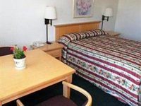 Hollister Inn