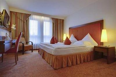 фото отеля Radisson Blu Hotel, Karlsruhe