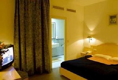 фото отеля Yadis Ibn Khaldoun Hotel Tunis