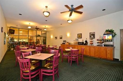 фото отеля BEST WESTERN Monticello Gateway Inn
