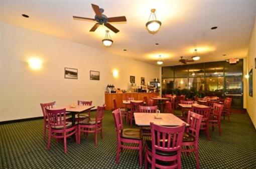 фото отеля BEST WESTERN Monticello Gateway Inn