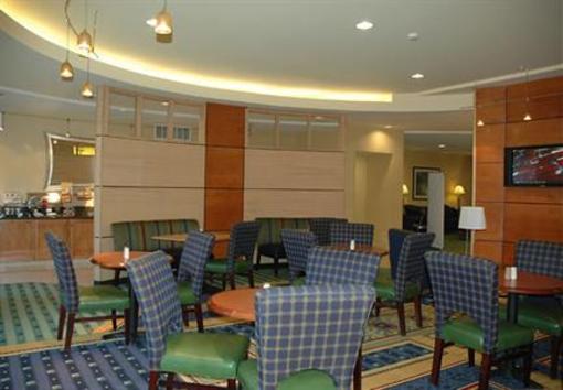 фото отеля SpringHill Suites Prince Frederick