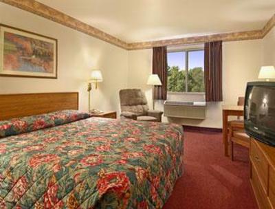 фото отеля Super 8 Akron/Green/Uniontown