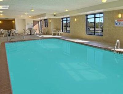 фото отеля Super 8 Akron/Green/Uniontown
