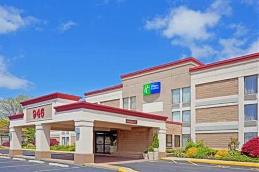 фото отеля Holiday Inn Express Ramsey-Mahwah