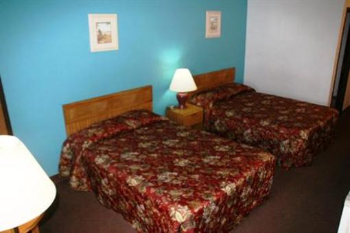 фото отеля Red Carpet Inn Omaha Chalco