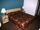 фото отеля Red Carpet Inn Omaha Chalco