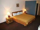 фото отеля Red Carpet Inn Omaha Chalco
