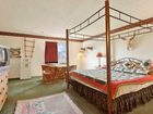 фото отеля Super 8 Motel Reedsburg Viking