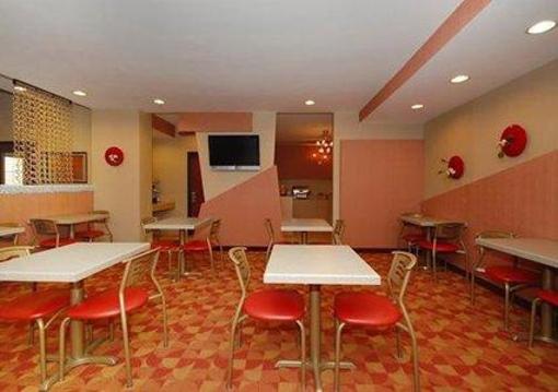 фото отеля Comfort Suites Monaca