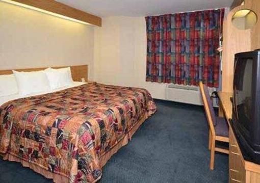 фото отеля Sleep Inn Lake Bluff