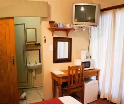 фото отеля Lily Guesthouse Bloemfontein