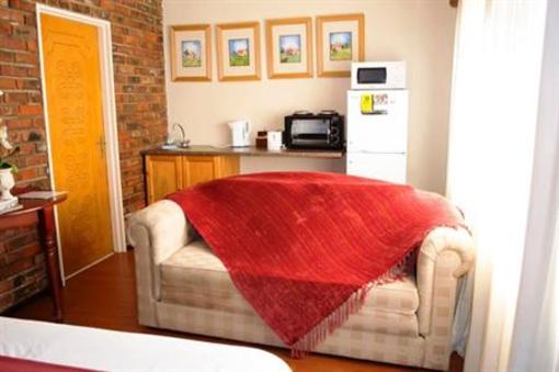 фото отеля Lily Guesthouse Bloemfontein