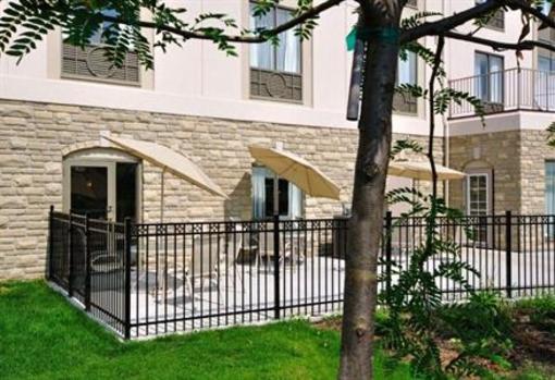 фото отеля Holiday Inn Express Hotel & Suites Ottawa Airport