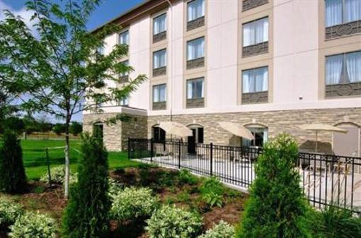 фото отеля Holiday Inn Express Hotel & Suites Ottawa Airport