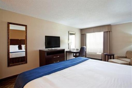 фото отеля Holiday Inn Express Tuscola