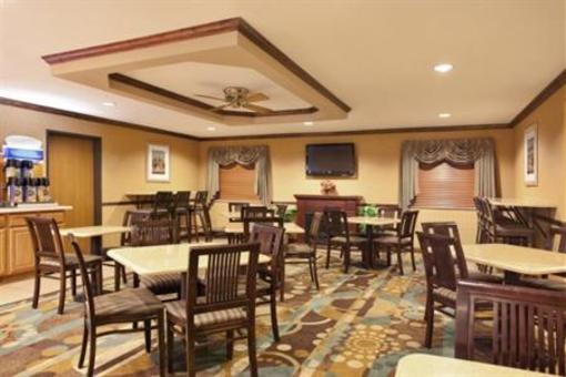 фото отеля Holiday Inn Express Tuscola