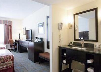 фото отеля Roswell Suites