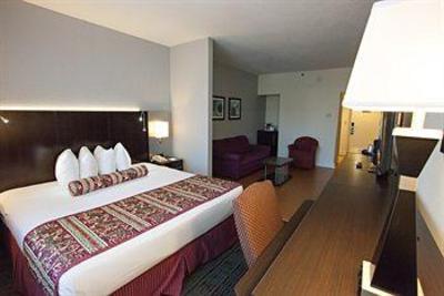 фото отеля Roswell Suites