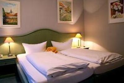 фото отеля A L Harzhotel Funf Linden Wickerode
