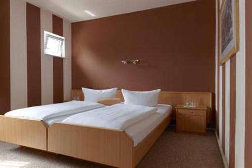 фото отеля A L Harzhotel Funf Linden Wickerode