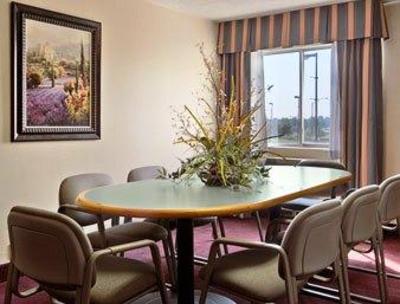 фото отеля Ramada Inn Fairview Heights